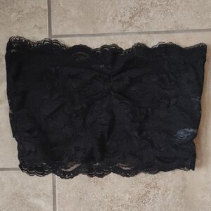 Studio Y | Black Scalloped Lace Bandeau | S | NWOT